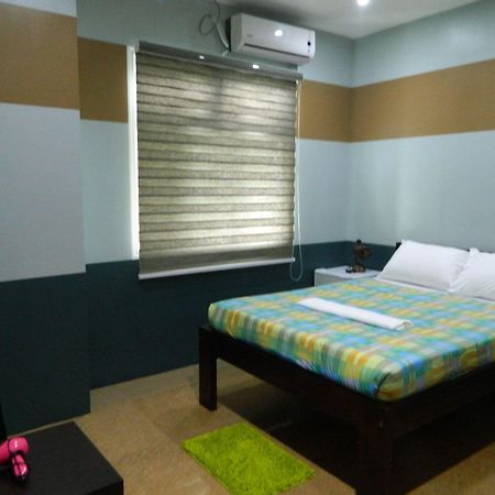 Hotel Qanaq Davao City Esterno foto